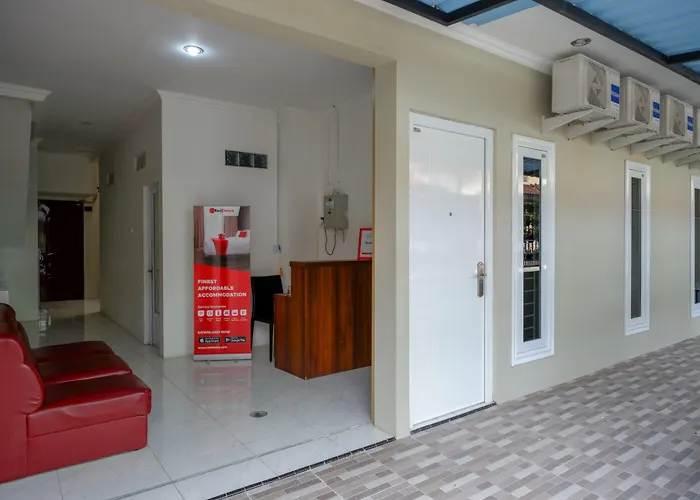 RedDoorz Hostel Near Kota Lama